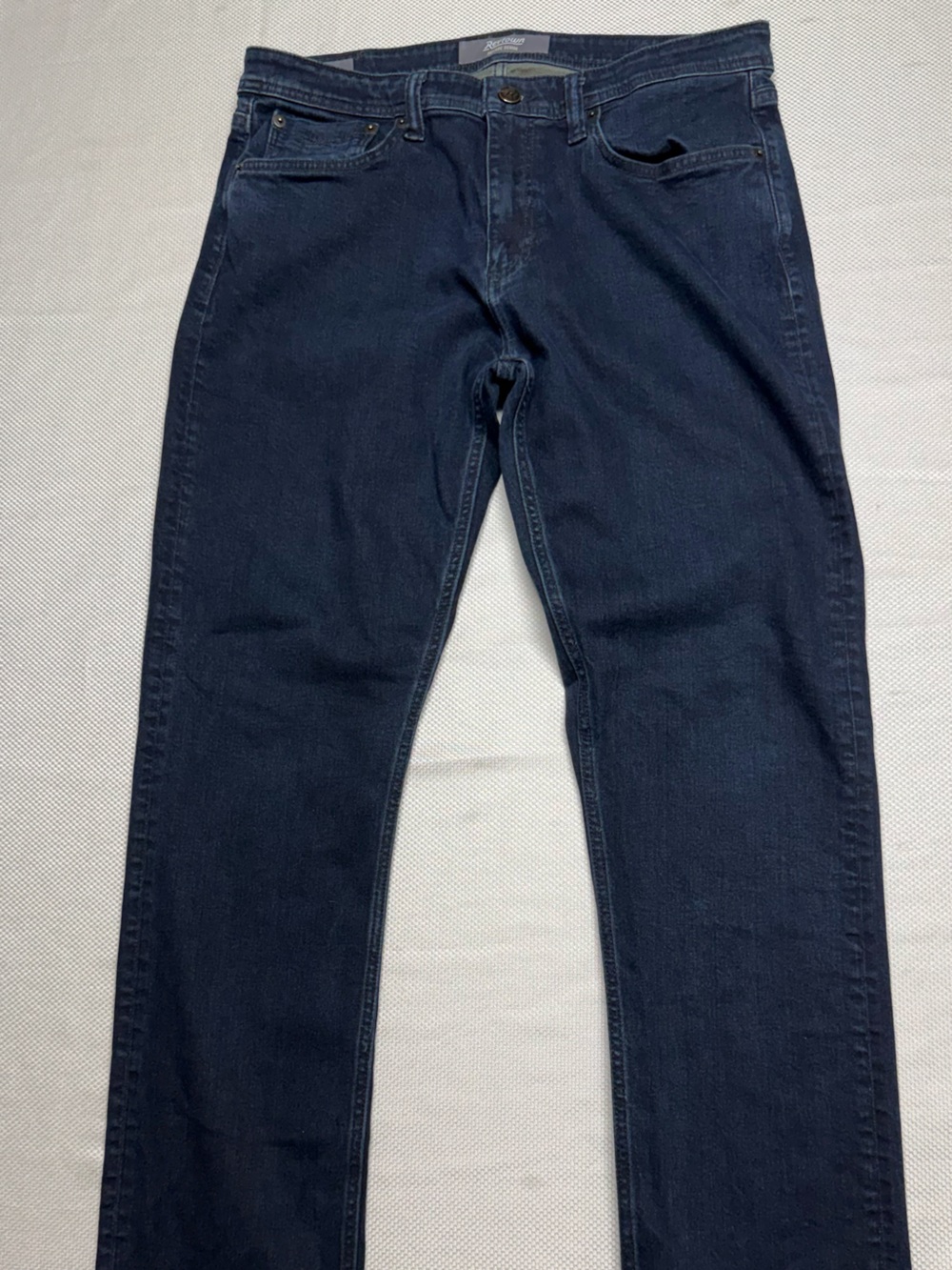 Slim Straight Men's Jeans in Deep Navy